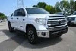 2017 Toyota Tundra SR5 TSS OFF-ROAD