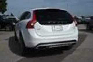 2018 Volvo V60 Cross Country T5 Premier