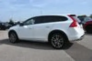2018 Volvo V60 Cross Country T5 Premier