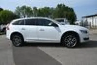 2018 Volvo V60 Cross Country T5 Premier