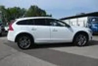 2018 Volvo V60 Cross Country T5 Premier