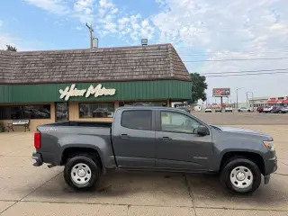 2016 Chevrolet Colorado ONLY 65,000 Miles