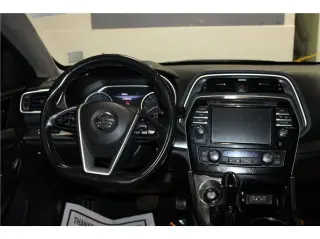 2021 Nissan Maxima