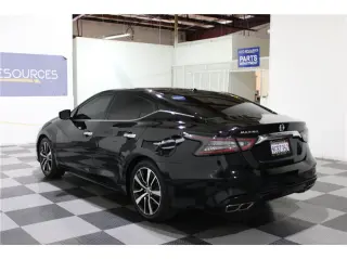 2021 Nissan Maxima