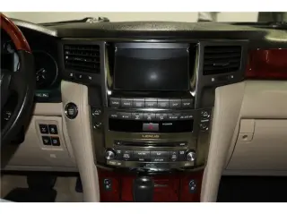 2011 Lexus LX 570