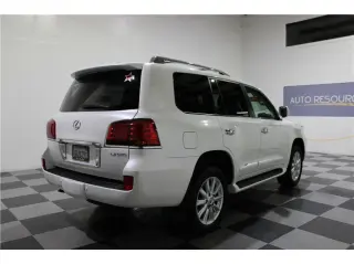2011 Lexus LX 570
