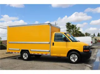 2021 GMC Savana Commercial Cutaway