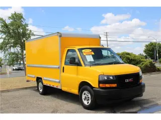 2021 GMC Savana Commercial Cutaway
