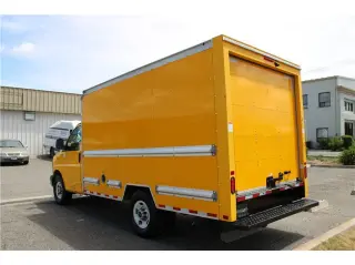 2021 GMC Savana Commercial Cutaway