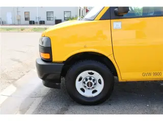 2021 GMC Savana Commercial Cutaway