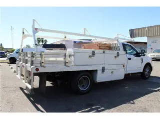 2017 Ford Super Duty F-350 DRW