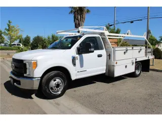 2017 Ford Super Duty F-350 DRW