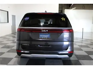 2024 Kia Carnival