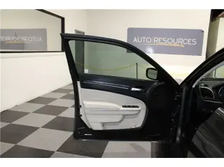 2019 Chrysler 300