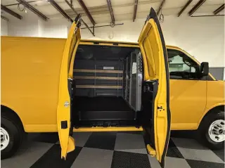 2018 GMC Savana Cargo Van