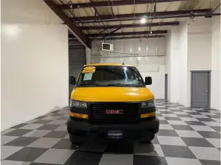 2018 GMC Savana Cargo Van