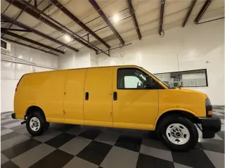 2018 GMC Savana Cargo Van