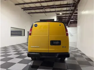 2018 GMC Savana Cargo Van