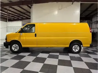 2018 GMC Savana Cargo Van