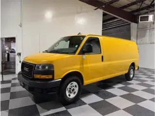 2018 GMC Savana Cargo Van