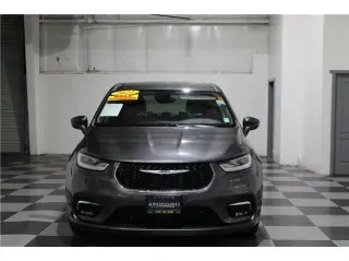 2022 Chrysler Pacifica