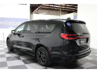 2022 Chrysler Pacifica