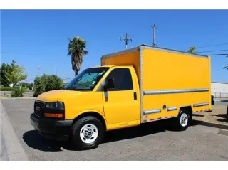 2021 GMC Savana Commercial Cutaway