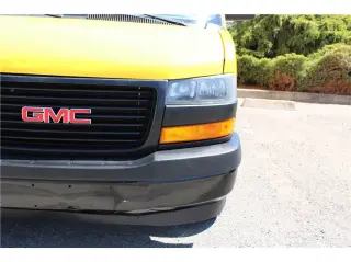 2021 GMC Savana Commercial Cutaway