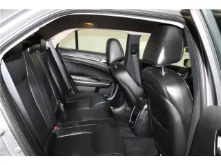 2018 Chrysler 300