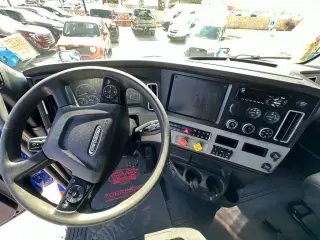 2018 Freightliner Cascadia