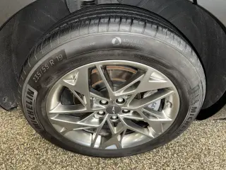 2025 Genesis GV70