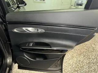 2025 Genesis GV70