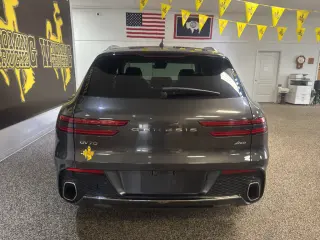 2025 Genesis GV70