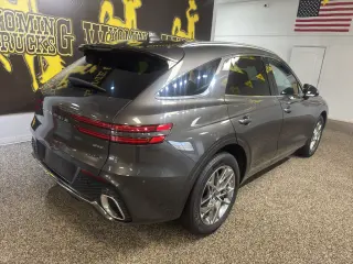 2025 Genesis GV70