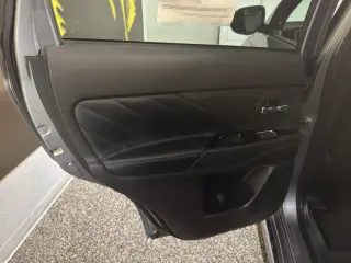 2022 Mitsubishi Outlander PHEV