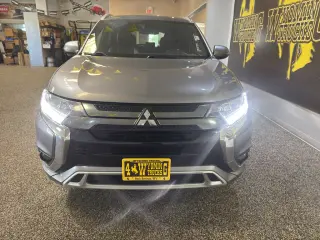 2022 Mitsubishi Outlander PHEV