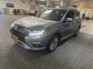 2022 Mitsubishi Outlander PHEV