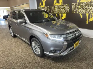 2022 Mitsubishi Outlander PHEV