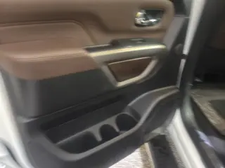 2021 Nissan Titan