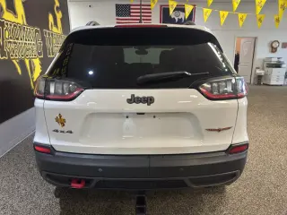2020 Jeep Cherokee