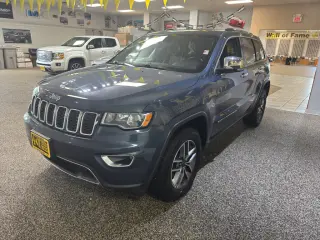 2020 Jeep Grand Cherokee