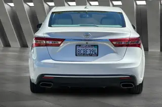 Toyota Avalon 2018 Limited 4dr Sedan