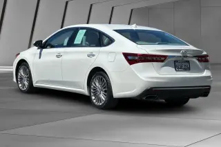 Toyota Avalon 2018 Limited 4dr Sedan
