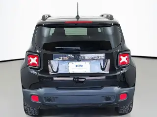Jeep Renegade 2018 4x4 Latitude 4dr SUV