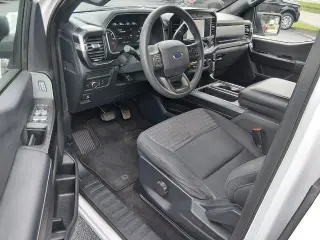 Ford F-150 2021 4x4 XL 4dr SuperCrew 5.5 ft. SB