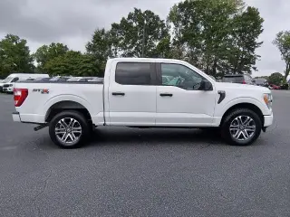 Ford F-150 2021 4x4 XL 4dr SuperCrew 5.5 ft. SB