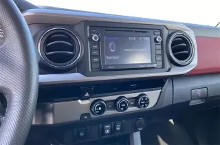 2018 Toyota Tacoma SR5