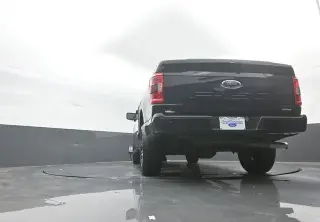 Ford F-150 2023 4x4 XLT 4dr SuperCrew 5.5 ft. SB