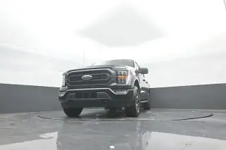 Ford F-150 2023 4x4 XLT 4dr SuperCrew 5.5 ft. SB