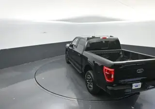 Ford F-150 2023 4x4 XLT 4dr SuperCrew 5.5 ft. SB